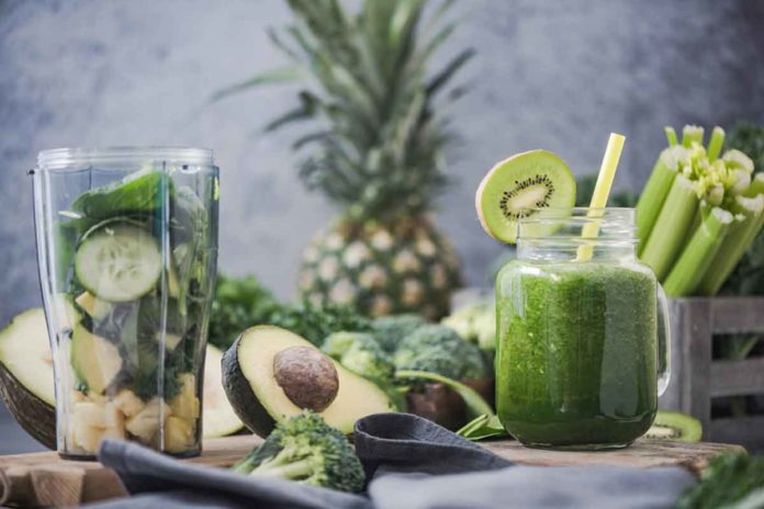 Top 15 Health Benefits of Green Smoothies