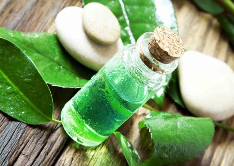 How to Use Tea Tree Oil for Beauty Breakout Crisis